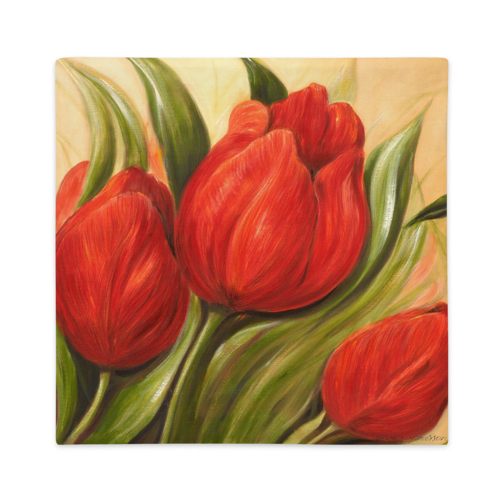 Kuddfodral Red Tulips Bloom – Konstmotiv av Susanne Arvidsson