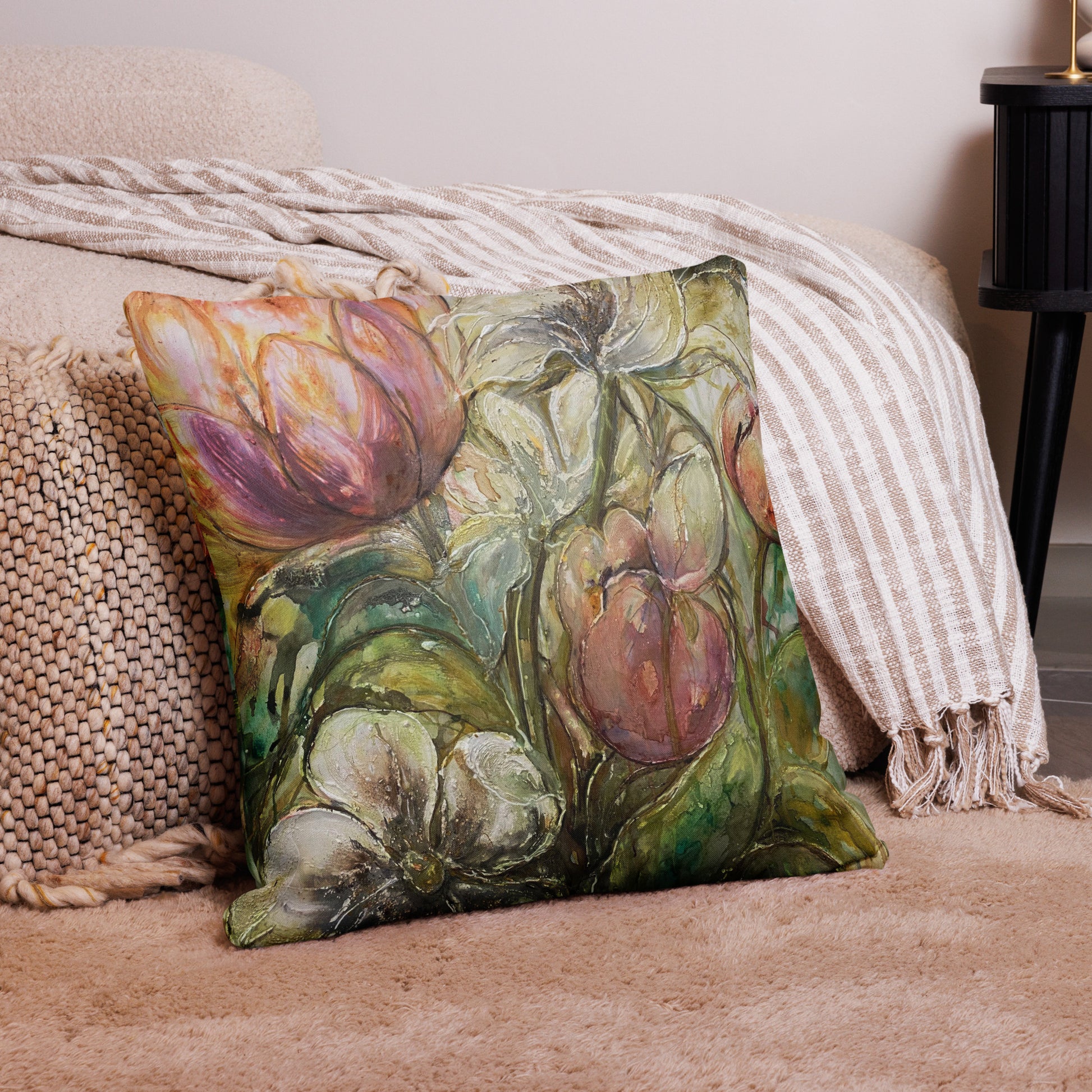 Kuddfodral Rosa Tulpaner 50x50 – Konstmotiv av Susanne Arvidsson